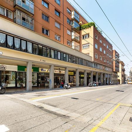 Delia'S Studios In The City Center By Wonderful Italy Bologna Kültér fotó
