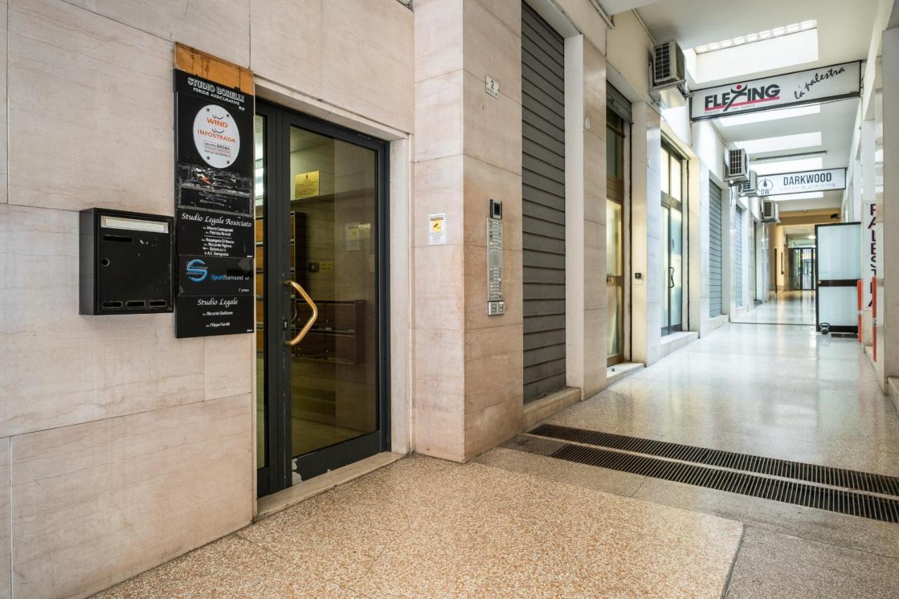 Delia'S Studios In The City Center By Wonderful Italy Bologna Kültér fotó